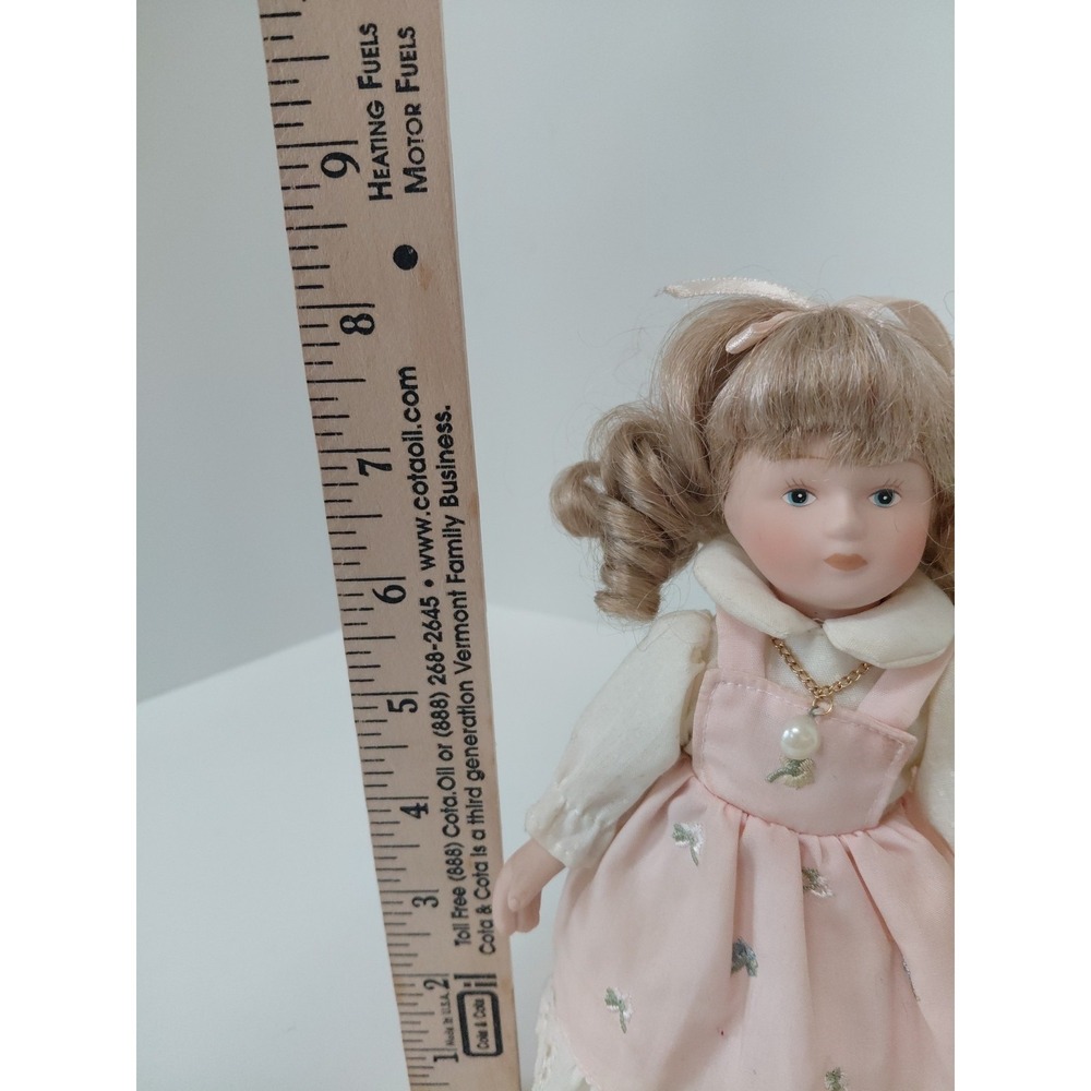 VTG 8" Russ Porcelain Doll The Month - June "Pearl" Collectible Birth Month Doll - Picture 2 of 5